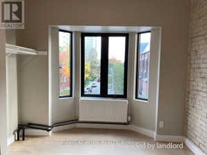 3+ Bedroom apartment for rent in TORONTO      