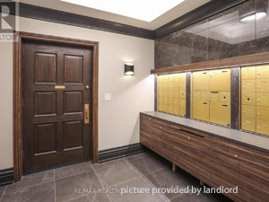 Bachelor apartment for rent in TORONTO  