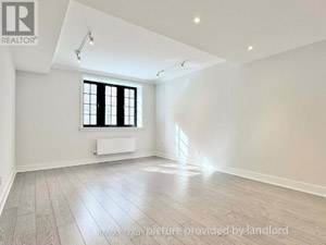 Bachelor apartment for rent in TORONTO  