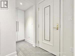 Bachelor apartment for rent in TORONTO  