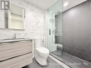 Bachelor apartment for rent in TORONTO  