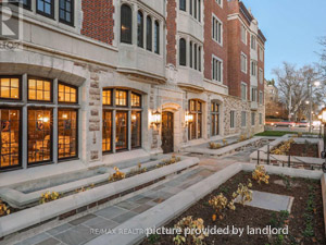 Bachelor apartment for rent in TORONTO  