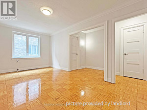 Bachelor apartment for rent in TORONTO  