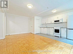 Bachelor apartment for rent in TORONTO  