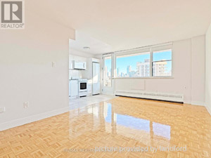 Bachelor apartment for rent in Toronto 