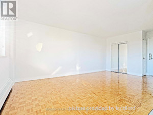 Bachelor apartment for rent in Toronto 