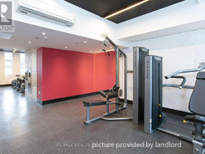 Bachelor apartment for rent in TORONTO 