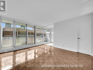 Bachelor apartment for rent in TORONTO   