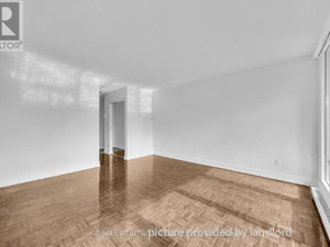 Bachelor apartment for rent in TORONTO   
