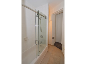 3+ Bedroom apartment for rent in TORONTO