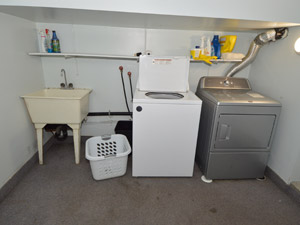 3+ Bedroom apartment for rent in TORONTO
