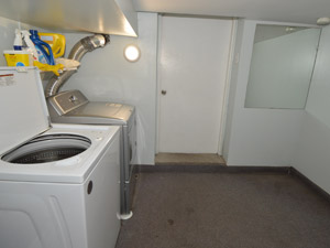 3+ Bedroom apartment for rent in TORONTO
