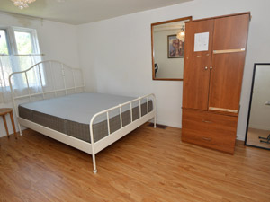 Room / Shared apartment for rent in ETOBICOKE  