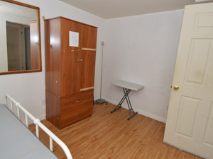 Room / Shared apartment for rent in ETOBICOKE  