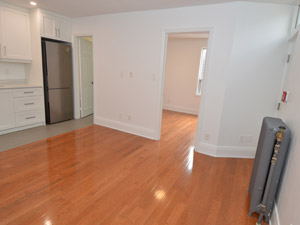 Bachelor apartment for rent in TORONTO   