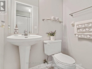 3+ Bedroom apartment for rent in Scarborough    