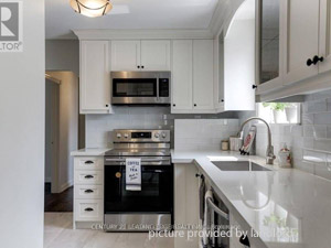 3+ Bedroom apartment for rent in Scarborough    