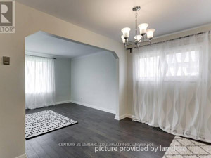 3+ Bedroom apartment for rent in Scarborough    