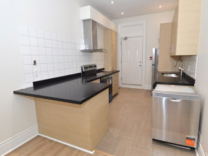 Unknown apartment for rent in TORONTO 