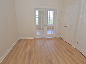 Unknown apartment for rent in TORONTO 