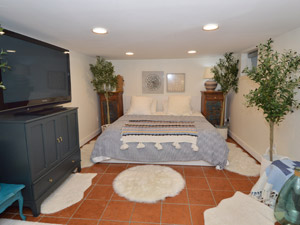 Room / Shared apartment for rent in ETOBICOKE  
