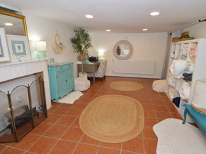 Room / Shared apartment for rent in ETOBICOKE  