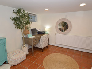Room / Shared apartment for rent in ETOBICOKE  