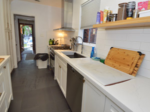 Room / Shared apartment for rent in ETOBICOKE  