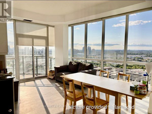 Room / Shared apartment for rent in Toronto 