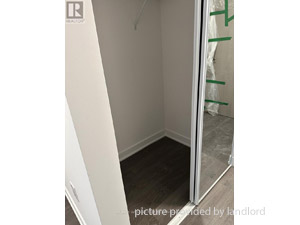 Bachelor apartment for rent in Toronto