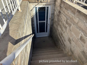 Bachelor apartment for rent in TORONTO 