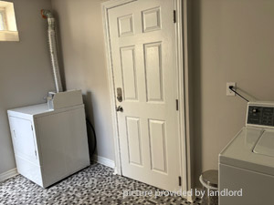 Bachelor apartment for rent in TORONTO 