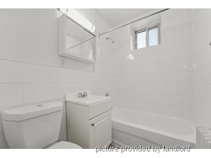 Bachelor apartment for rent in EAST YORK