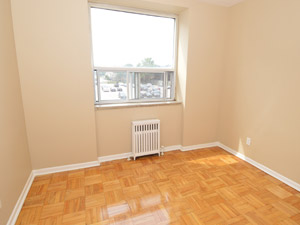 3+ Bedroom apartment for rent in SCARBOROUGH