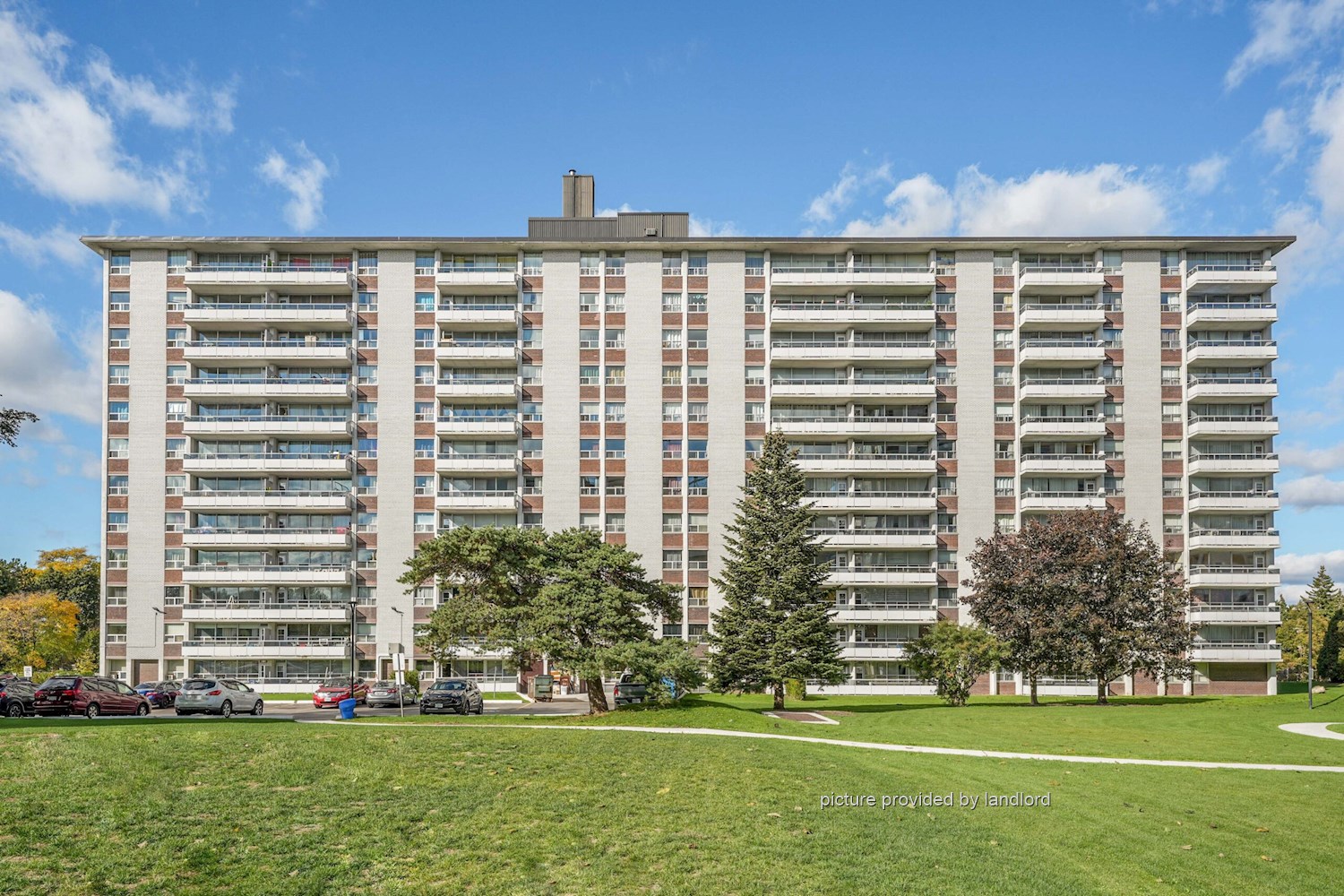 265 Cassandra Blvd North York, 3+ bdrm 4
