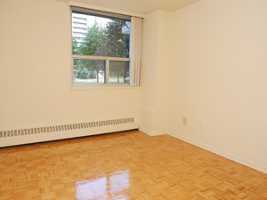 3+ Bedroom apartment for rent in NORTH YORK 