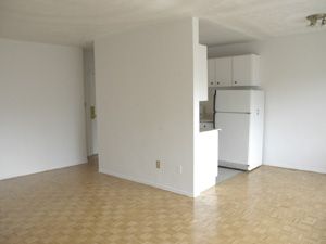 3+ Bedroom apartment for rent in BURLINGTON