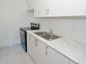 Bachelor apartment for rent in North York