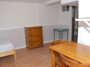 Bachelor apartment for rent in NORTH YORK