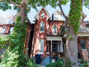 3+ Bedroom apartment for rent in TORONTO