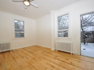 3+ Bedroom apartment for rent in TORONTO 