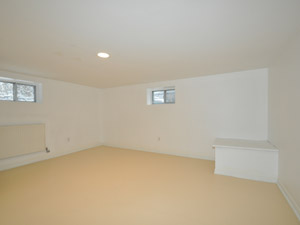 3+ Bedroom apartment for rent in TORONTO 