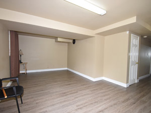 Bachelor apartment for rent in MISSISSAUGA 