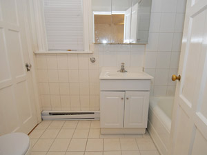 2 Bedroom apartment for rent in Toronto