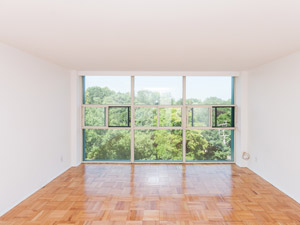 Bachelor apartment for rent in TORONTO