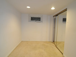 Bachelor apartment for rent in TORONTO