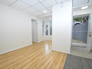 3+ Bedroom apartment for rent in TORONTO