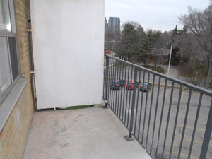 Bachelor apartment for rent in NORTH YORK 