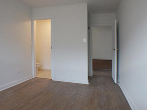 2 Bedroom apartment for rent in TORONTO 