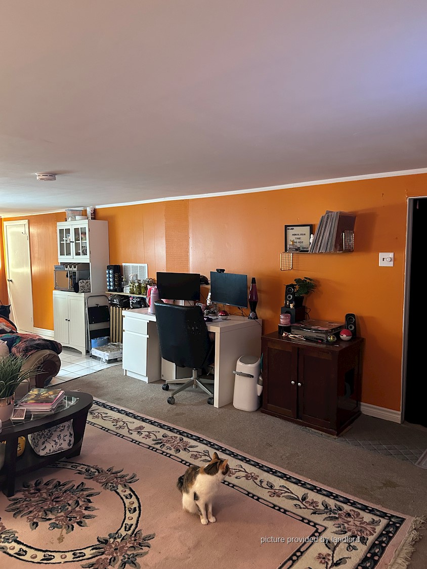 357 Parkside Dr Toronto, 1 bdrm 3